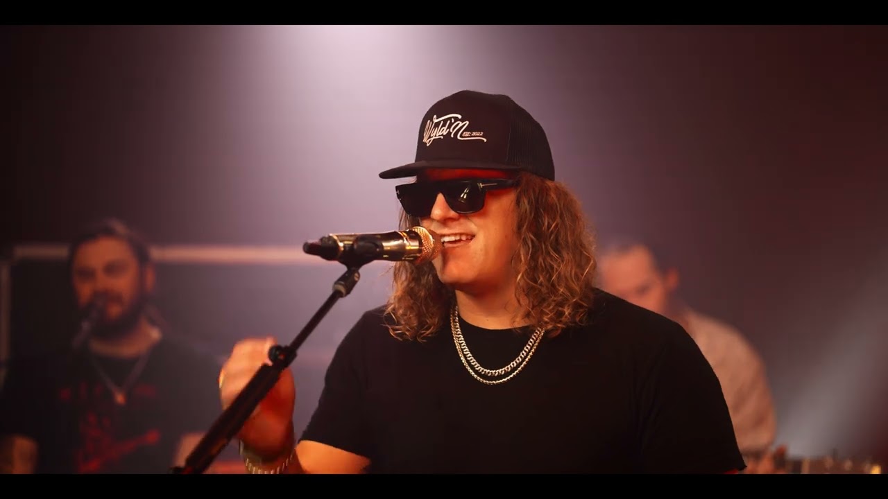 Pecos & The Rooftops - Kill a Man (Acoustic) [Live]