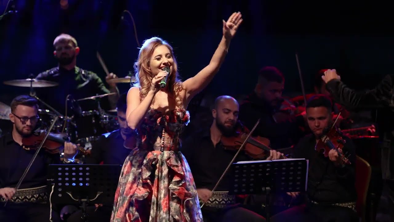 Emilia Dorobantu & Orchestra Izvorasul - Flori albe de busuioc (LIVE)