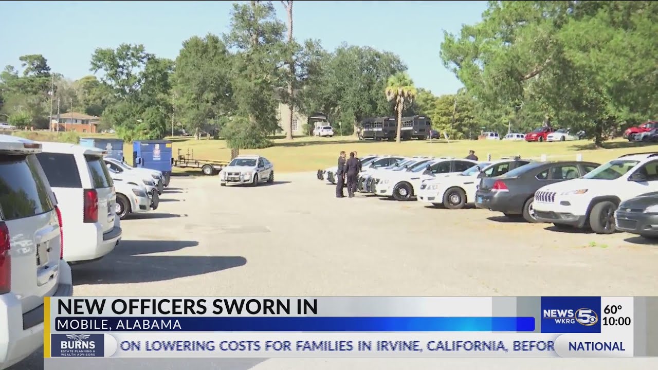 New Mobile police officers get their first patrol cars