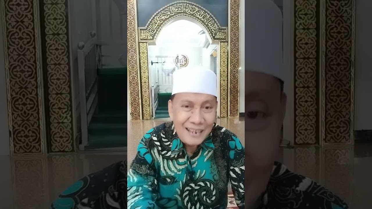 Sholat berjamaah mokoronah areng sareng imam....majlis dzikir istighosah Al Honi ( KH.Ali Hotib, SH.