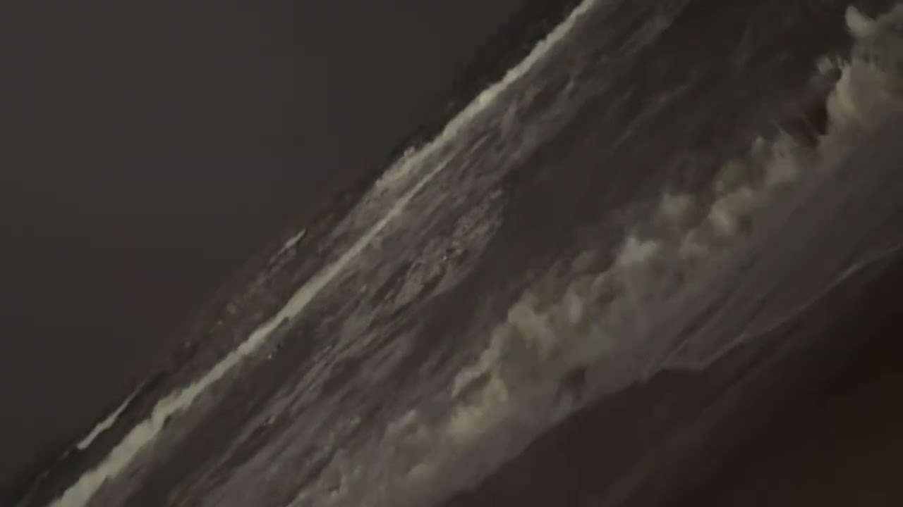 Marina Beach Chennai Night Vibes | Moonlight on the Sea #marinabeach #chennai #nightvibes #sea