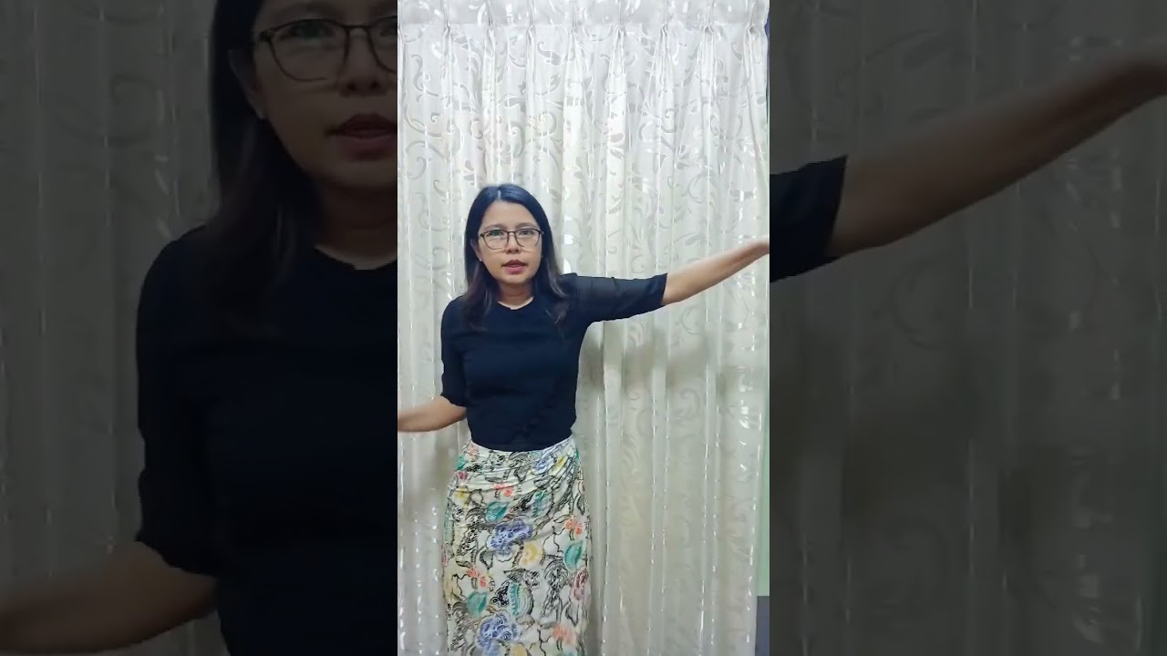 အင်ဒိုနီးရှားအမြင့်လိုင်းရနံ့မွှေးလက်ရေးချည်သားပါတိတ် 2m လုံချည်ကွင်း ပြပေးနေတာမမတို့ သိပ်လှတာပဲနော်