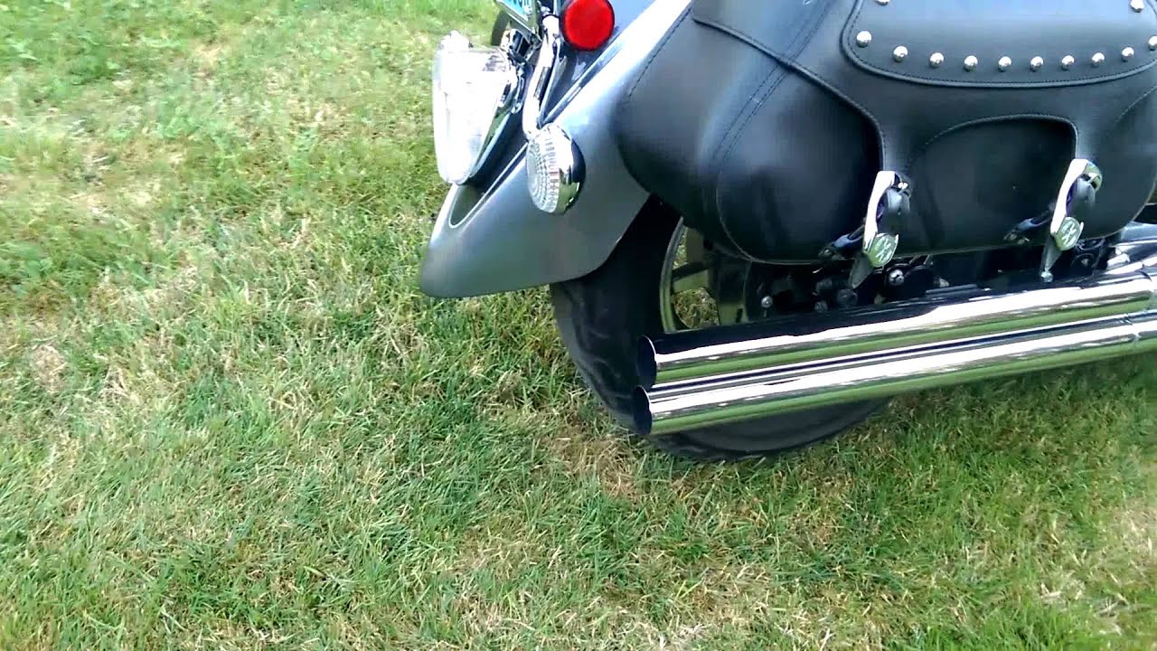 2004 Yamaha Vstar 1100 Silverado, cobra pipes, listen to it run