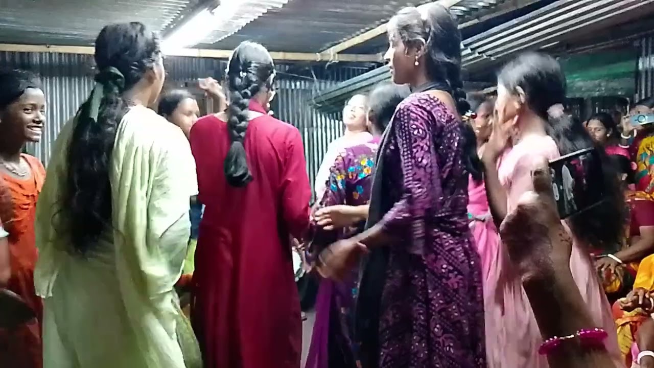সব নাচ না দেখলে মিস করবেন বন্ধুরা সবাই #forupage #song #banglasarabarnaandbanjanbarna #kazol 