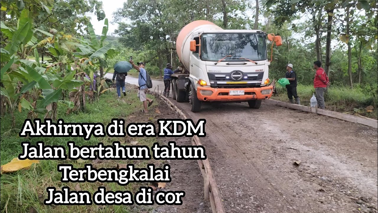 Kdm langsung eksekusi jalan desa terbengkalai bertahun tahun, berkat program kdm