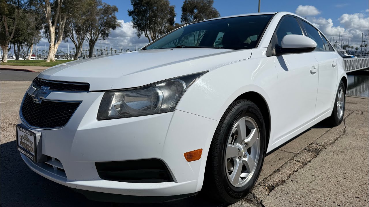 2014 Chevy Cruze LT “Backup Camera” “Gas Saver” “CARFAX” “4 Cylinder -$4,999 (Chula Vista)