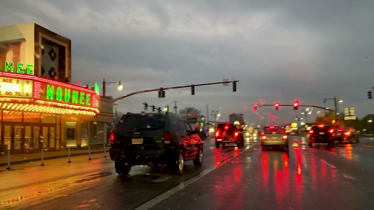 04/24/2021: (2) Driving Downtown Maumee, OH