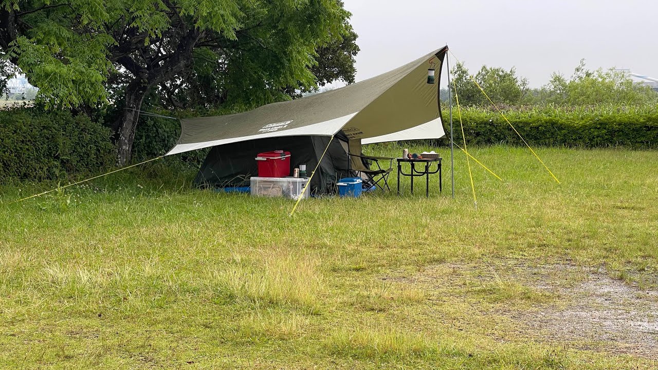 Testei uma hexa tarp com uma barraca menor pra usar em dia de chuva