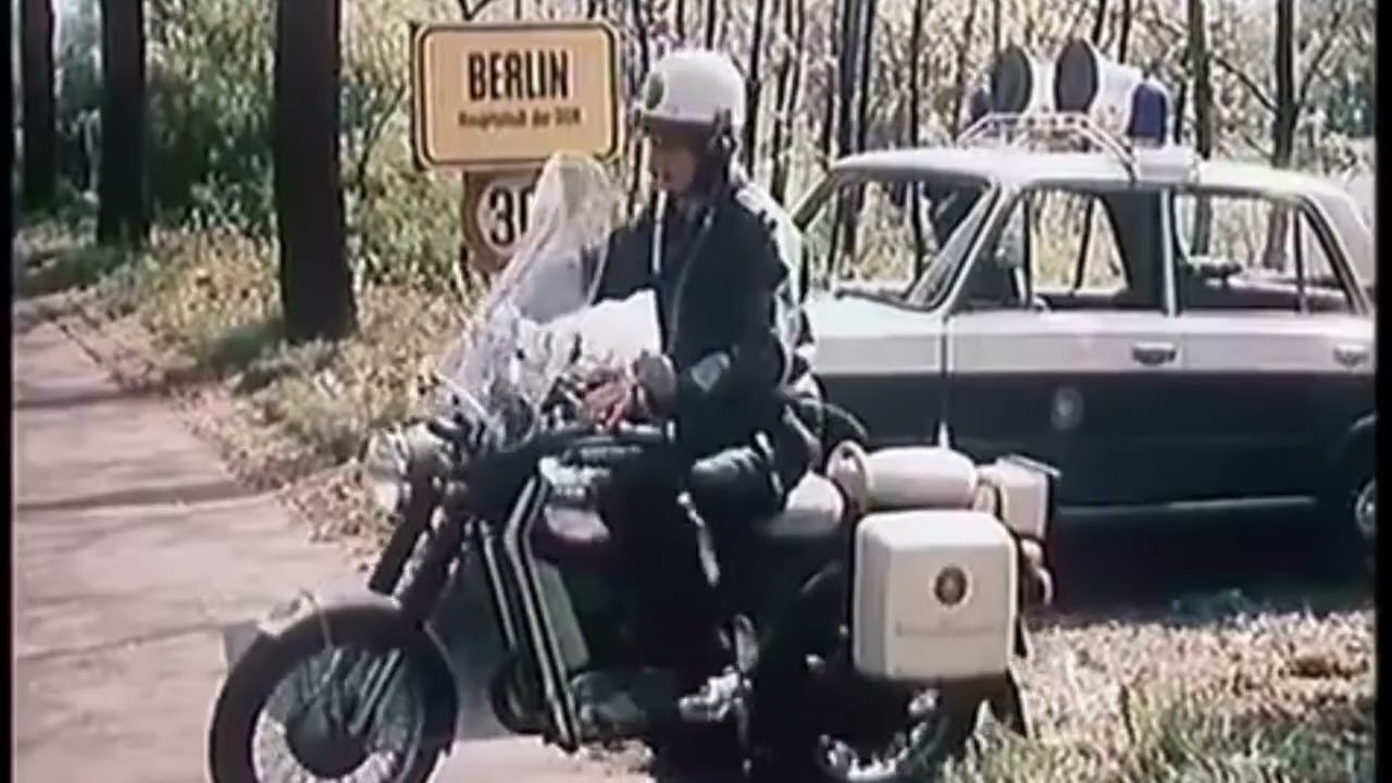 IFA-Verfolgungsjagd mit MZ TS 250 /  IFA üldözés MZ TS 250 - el