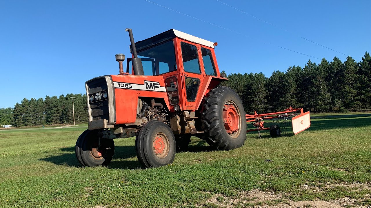 raking hay with Kuhn rake