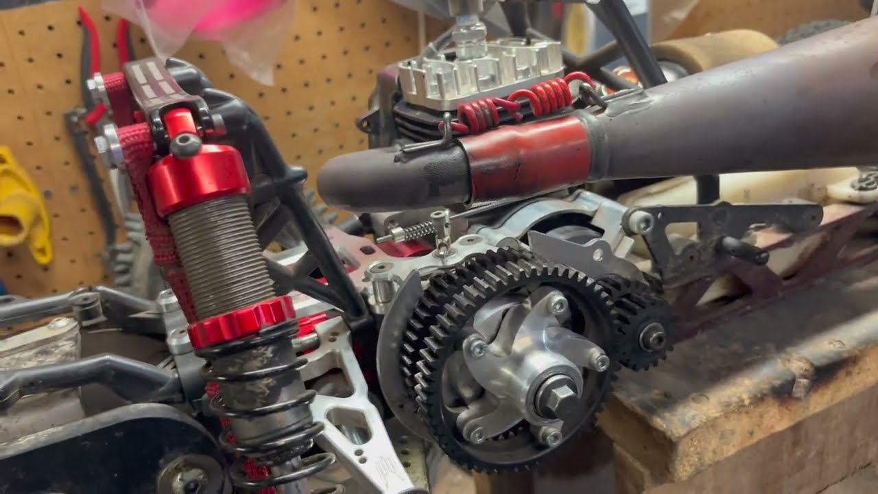 TAYLOR RC GEAR PLATE INSTALL ON THE 40GT AND WE TAKE A LOOK AT THE BLACKBONE 2SPEED INSTALL AND TIPS