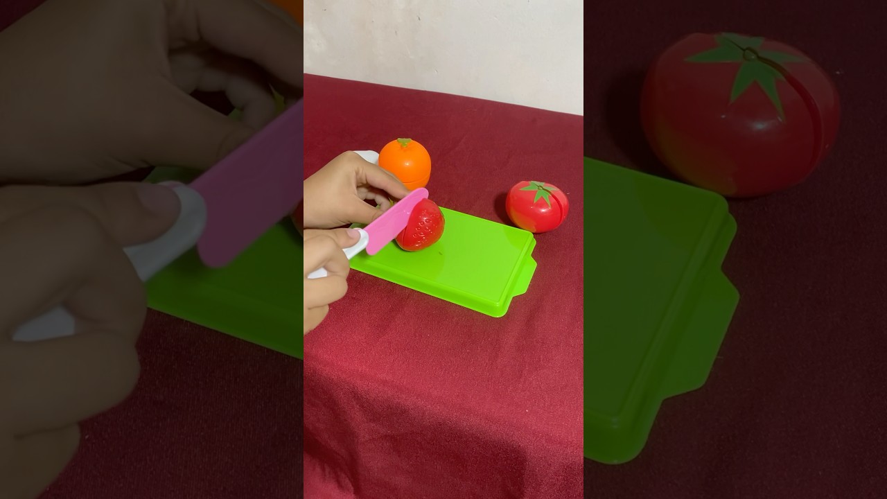 Mainan potong buah
