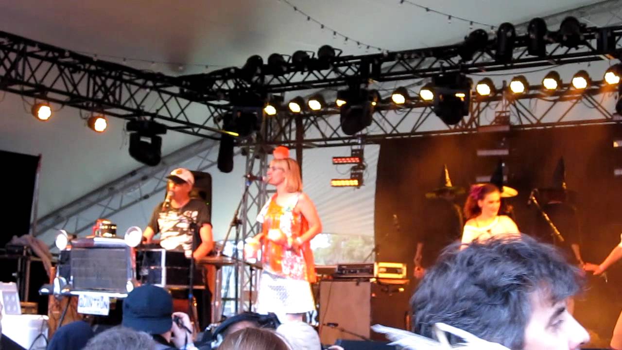 Quintron and Miss Pussycat - Firewater Falls @ Voodoo 2011