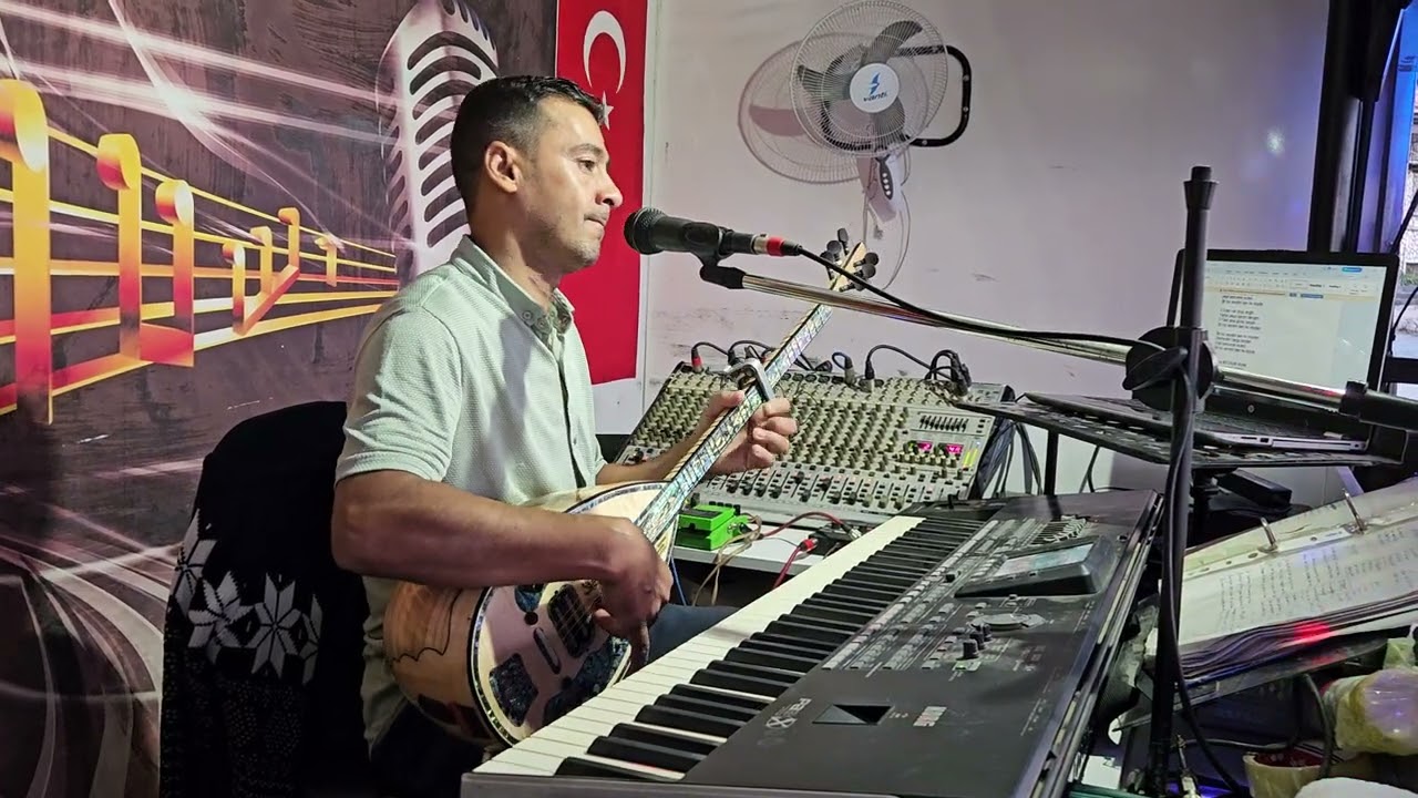 Şenol Dev - Bir Kız Sevdim Ben Bu Köyden