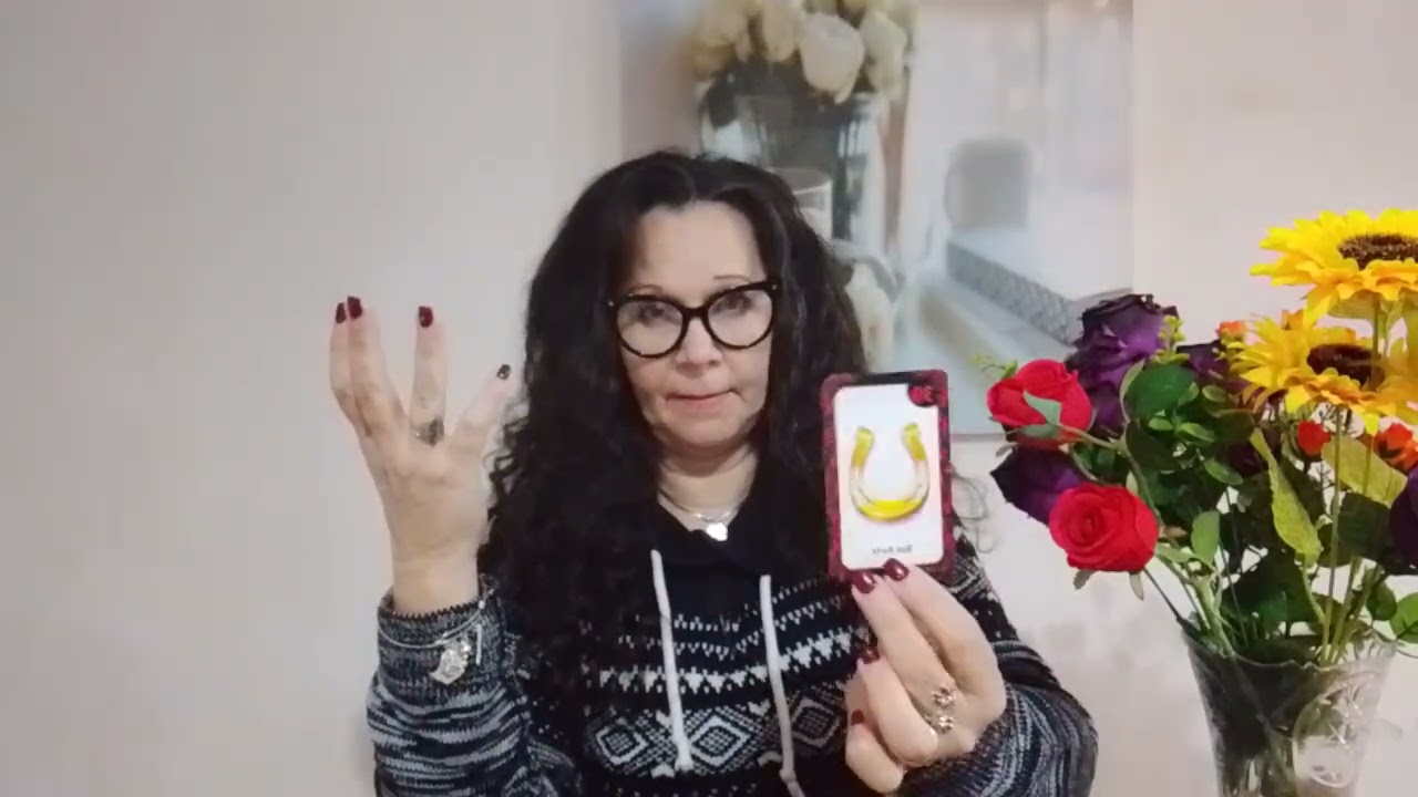 Previsão coletiva semanal para todos os signos. Cuidado com...🪄💚💜❤️