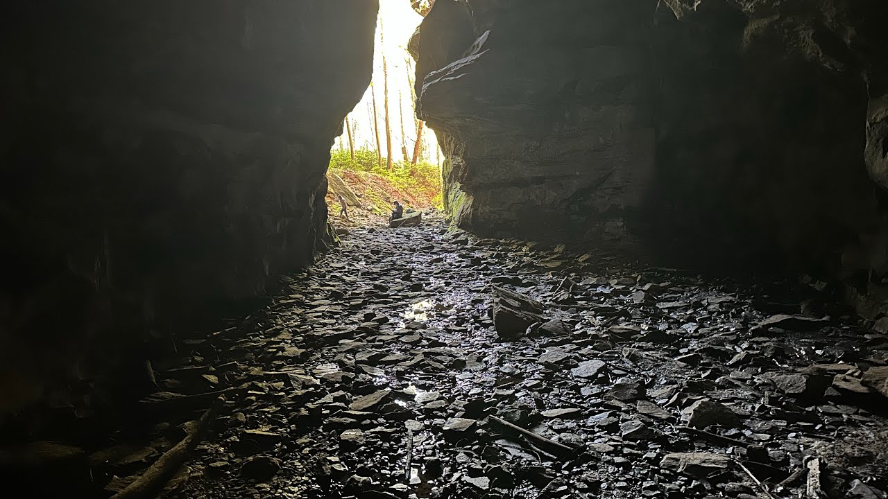 Devil’s Cave, East Rim Tunnel, East Rim Double Pane Window, Rope Climbs, Rock Formations, Off Trail