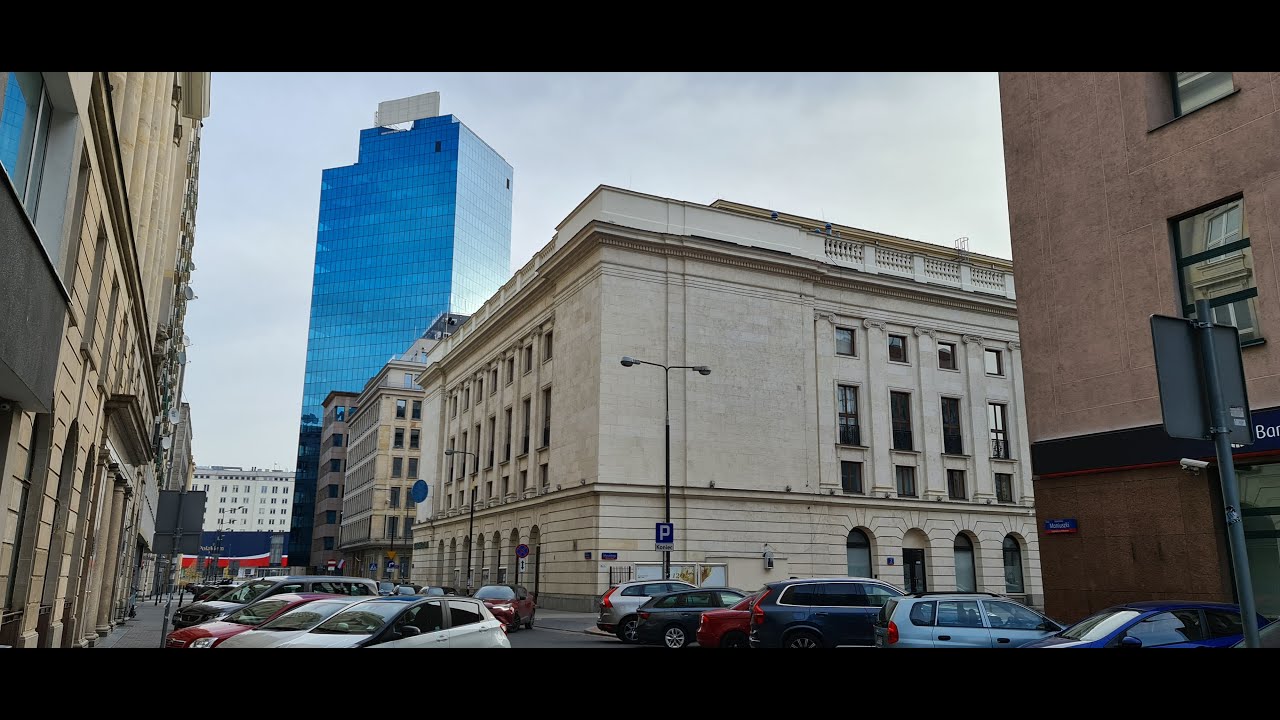 🇵🇱 Warszawa 2022, Polska. Ulica Stanisława Moniuszki w Warszawie. [4K Ultra HD]