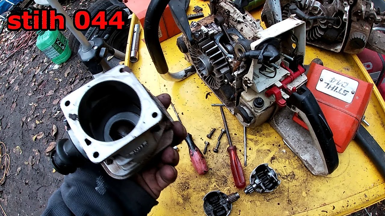 tronçonneuse Stihl 044 démontage pour changement cylindre/piston