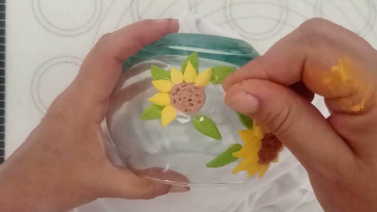DECORACION CON GIRASOLES EN PORCELANA FRÍA