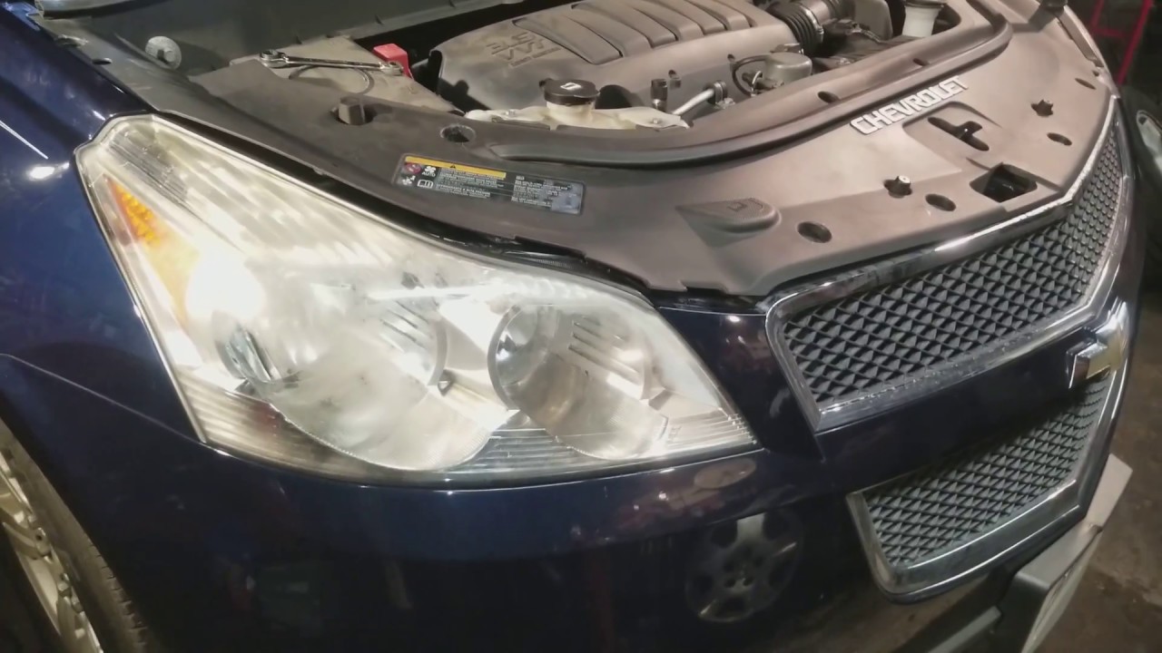 Как заменить фару дальнего света на Chevrolet Traverse — простой способ