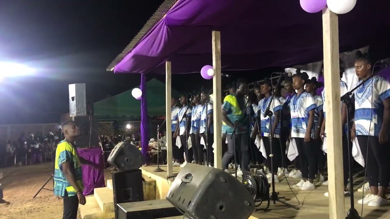 Le Th&eacute;o vocal de l&rsquo;&eacute;glise EEN en concert &agrave; madingou