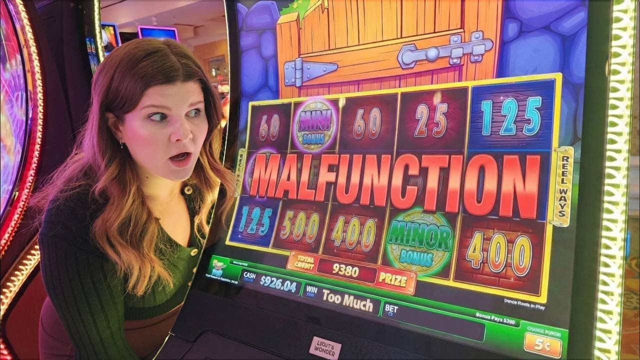 Игровой автомат начал выплачивать выигрыши так, как будто он сломался!