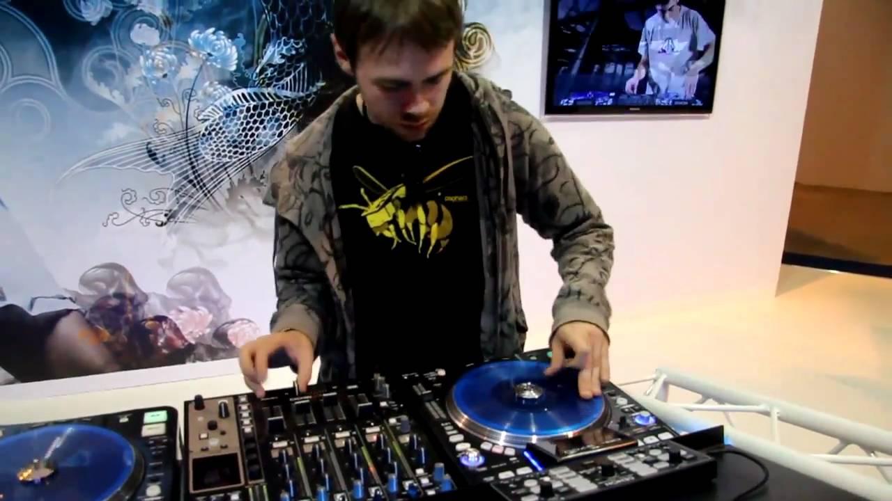 BPM 2010 - DJ Switch on the Denon DN-S3700