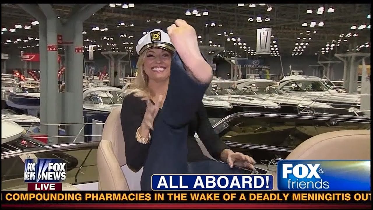 Ainsley Earhardt flashes her sole