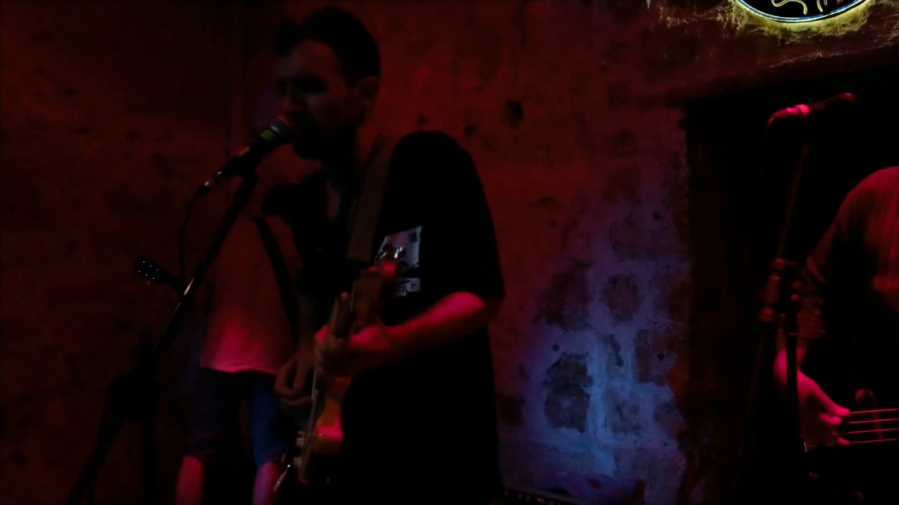 Adamlar - Orda ortada & Aç kapıyı gir içeri (Echo Bar - Kaş)