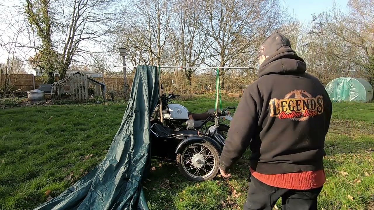 Old Man's Brilliantly Amazing Wild Camping Idea No Tent Needed.