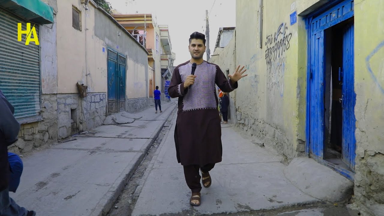 کوچه خرابات،هنرمندان جواری بریان،پیاز و‌کچالو میفروشند!