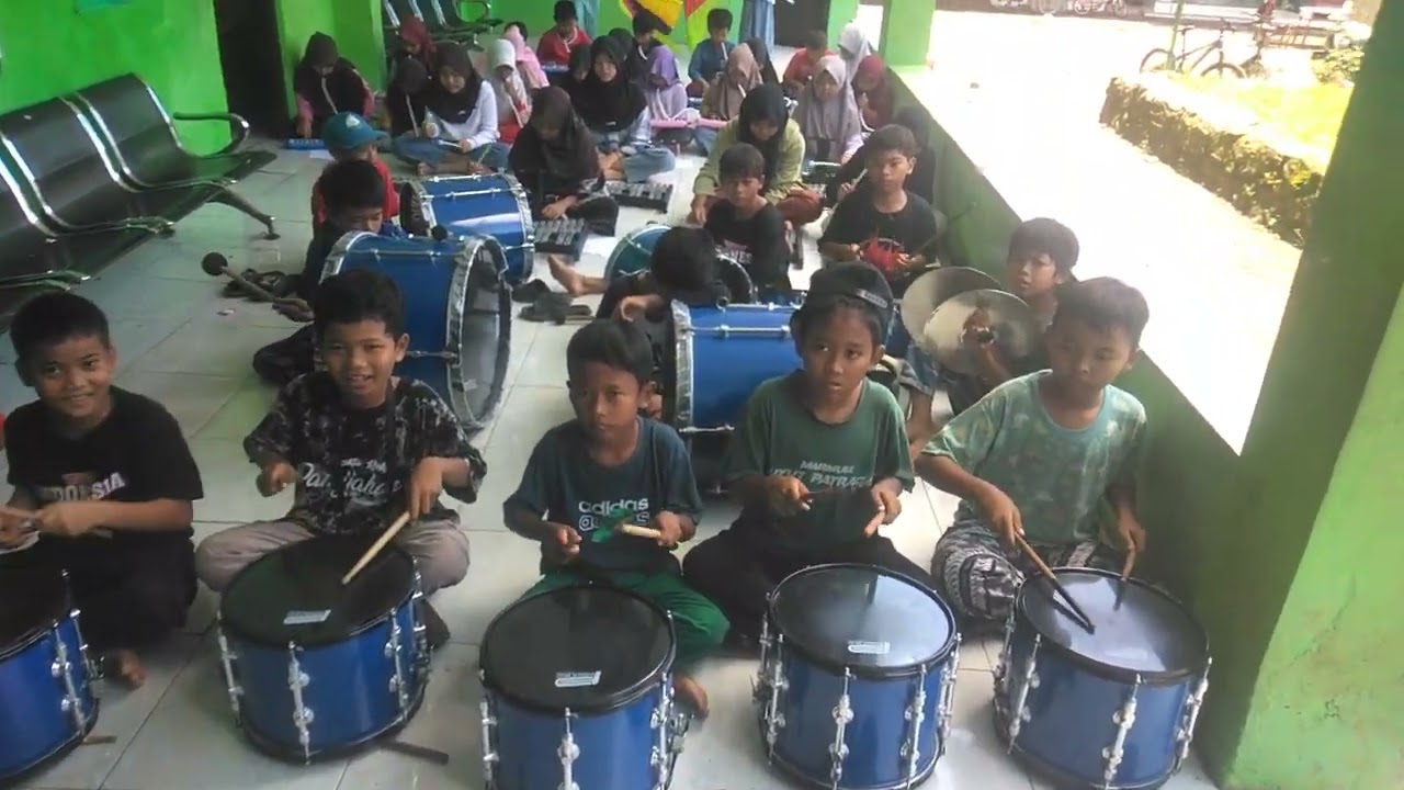 Marching Band NATAGAMA HUSKHO||MI TAMBA ATI Rambatan Kulon Indramayu 