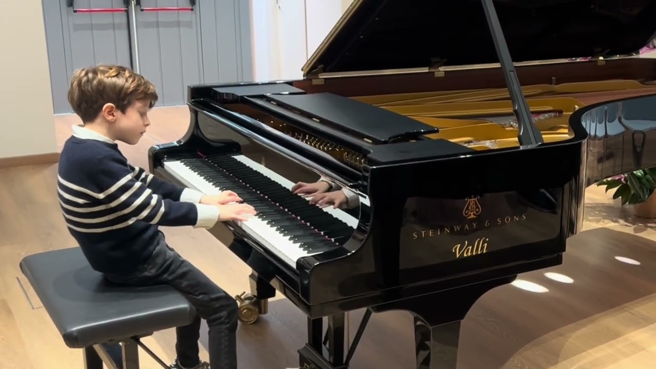 J.S. Bach, Minuetto dalla Suite francese n° 3, BWV 814. - D. Kabalevsky, Op. 51 n° 5