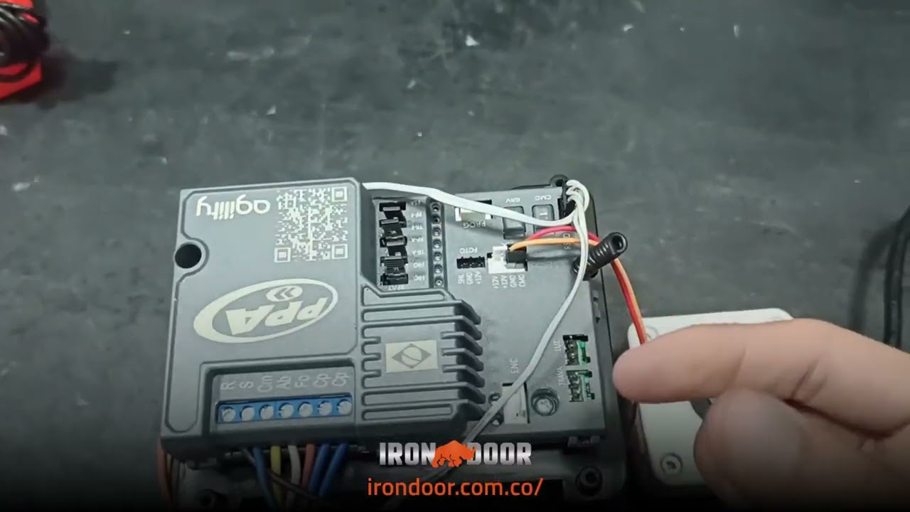 🔌🚪 Cómo conectar una botonera cableada en la central Agility Híbrida de PPA