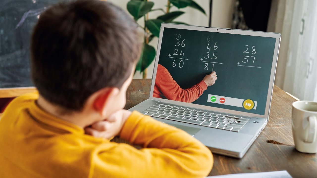 Comment fonctionne l’école virtuelle ?