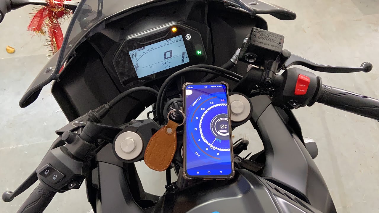 Connect Yamaha R15v4 / R15m To Mobile 😍 | बवाल फिचर हैं यार | Yamaha R15v4 Bluetooth Connection!