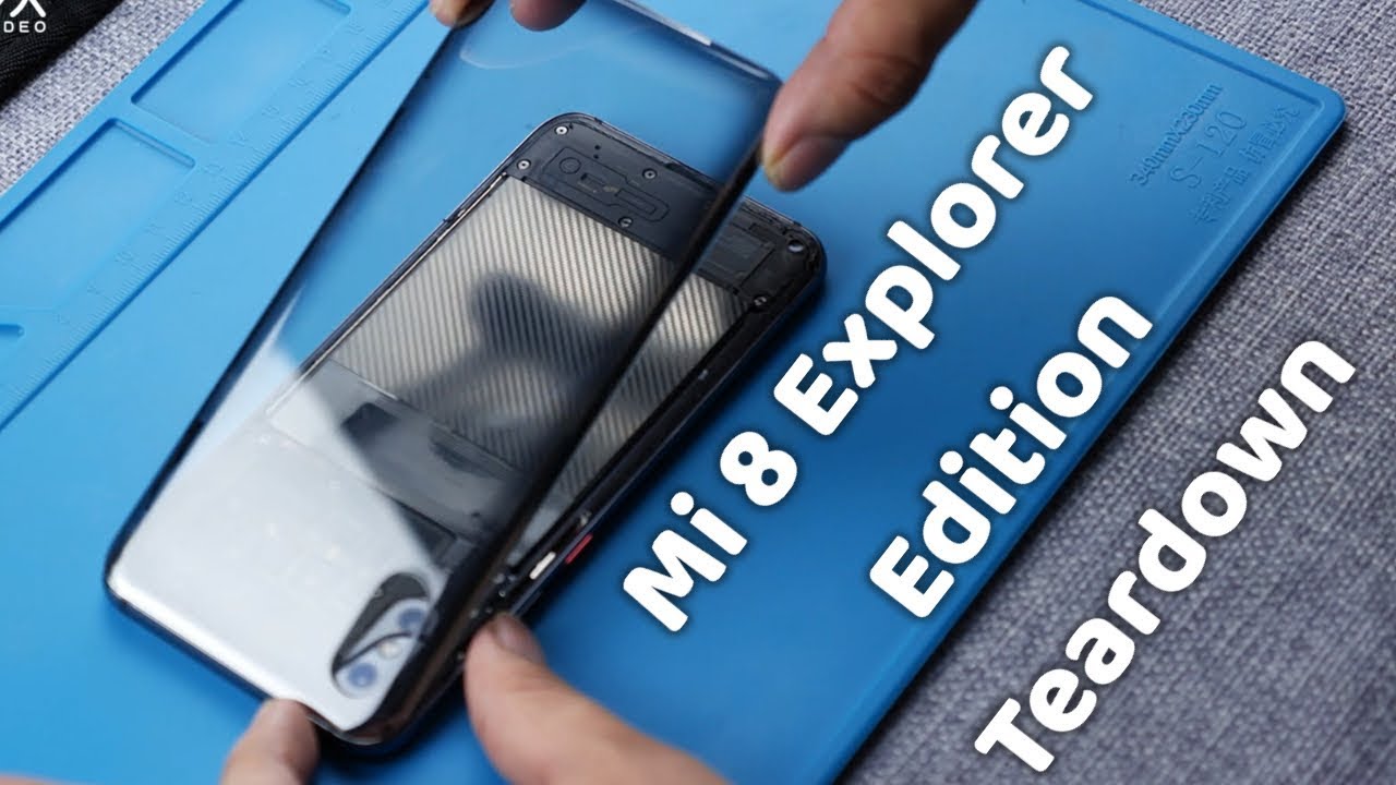 [Eng sub] Mi 8 Explorer Edition Teardown @ifeng Tech #SamiLuo