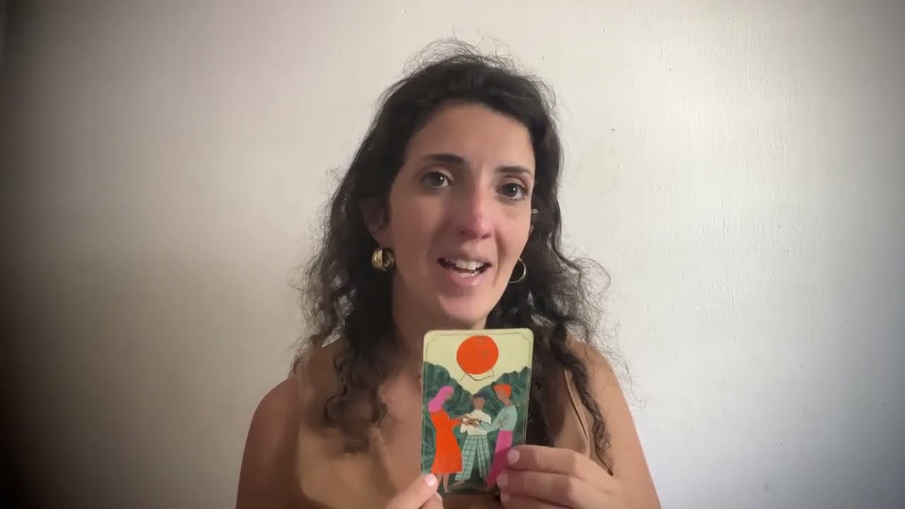 Alguien del pasado vuelve… pero hay algo que debes saber | Tarot