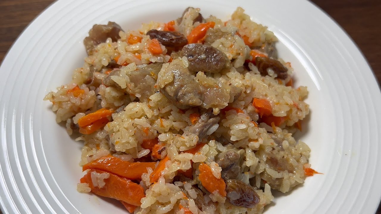 Традиционная синьцзянская кухня - плов из баранины