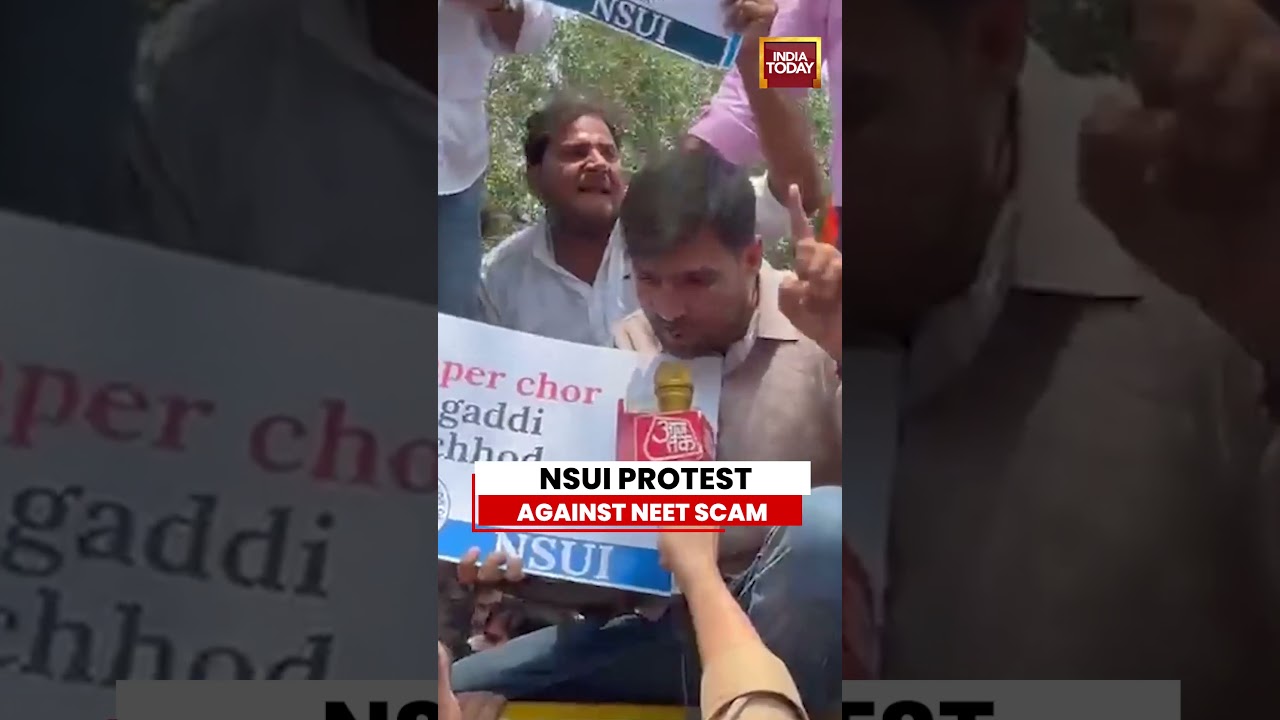 NSUI Protests Outside Education Ministry Over NEET Paper Leak #neetexam #neet2026 #neet #paperleak