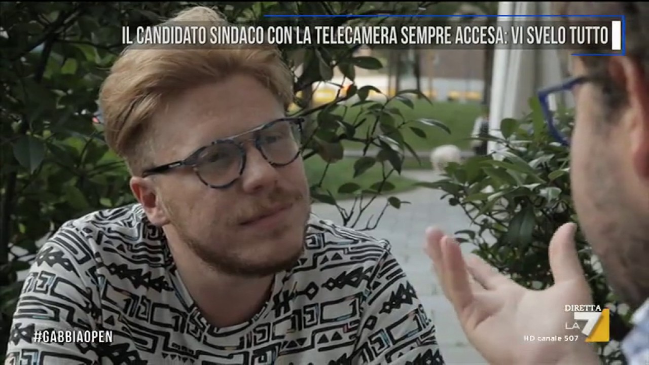 Il candidato sindaco con la telecamera sempre accesa