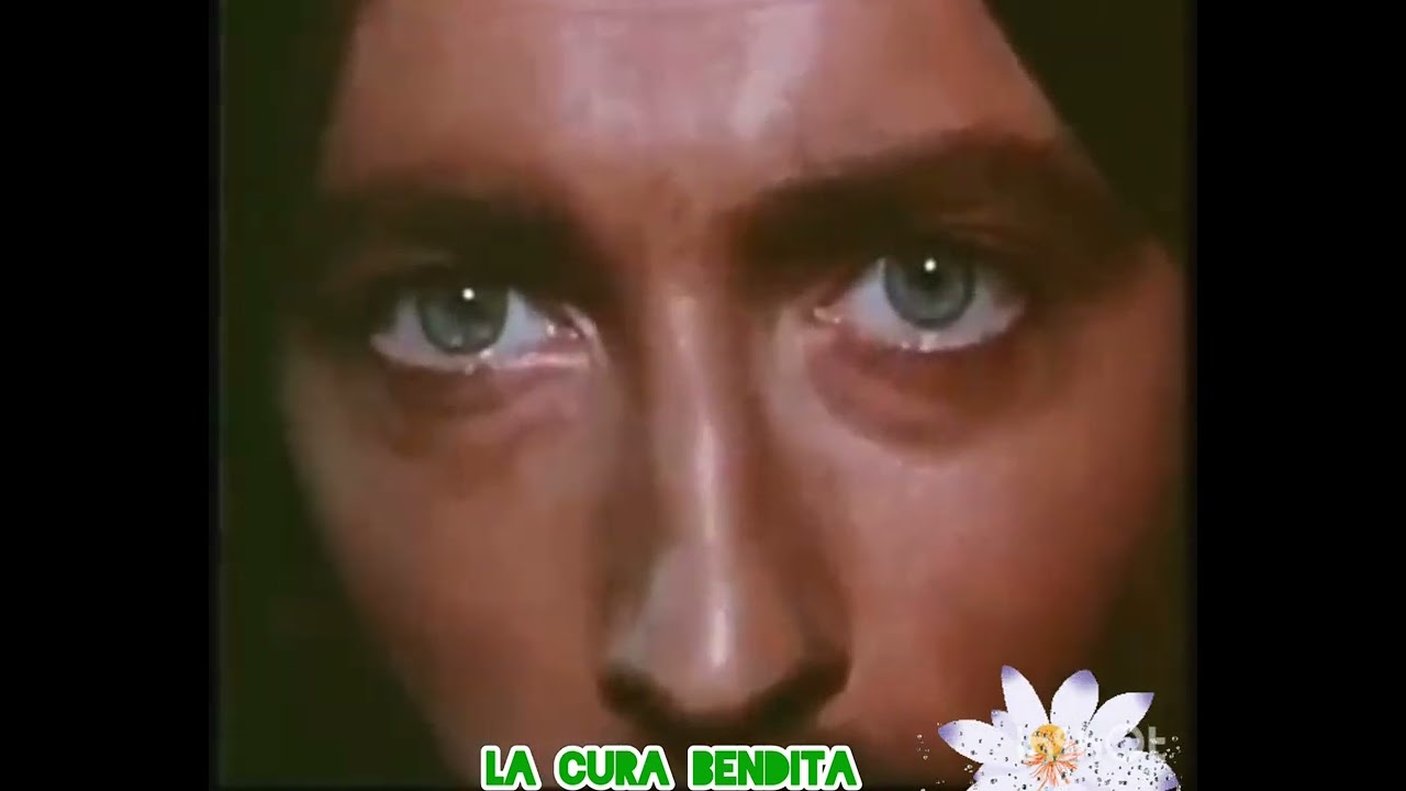 JESÚS RESUCITA a UNA NIÑA que se hallaba muerta,  Le dice Levántate Niña