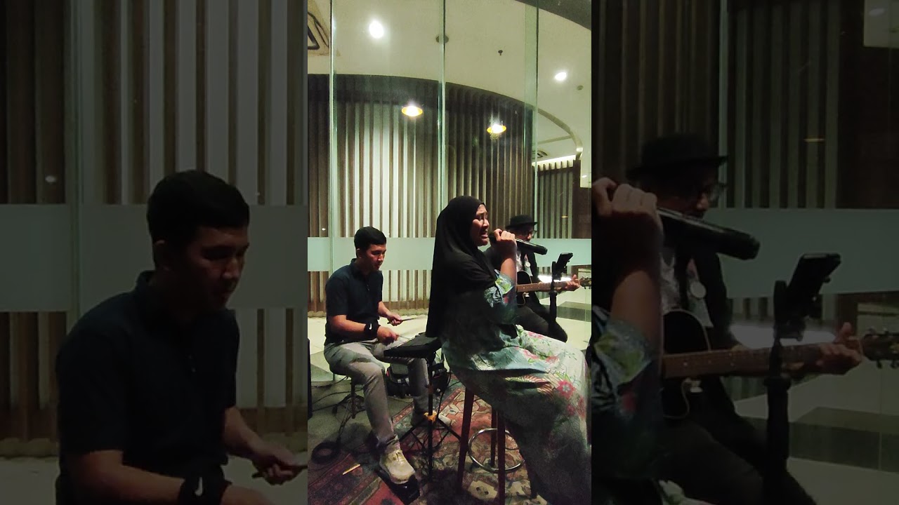 Live music accoustic cover request Rasa Cinta @cindyclaudiaharahap4606 