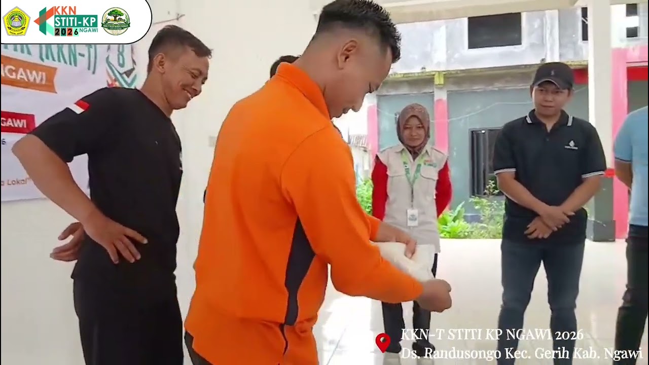 KKNT Desa Randusongo | Day 41 pelatihan pembuatan silase.