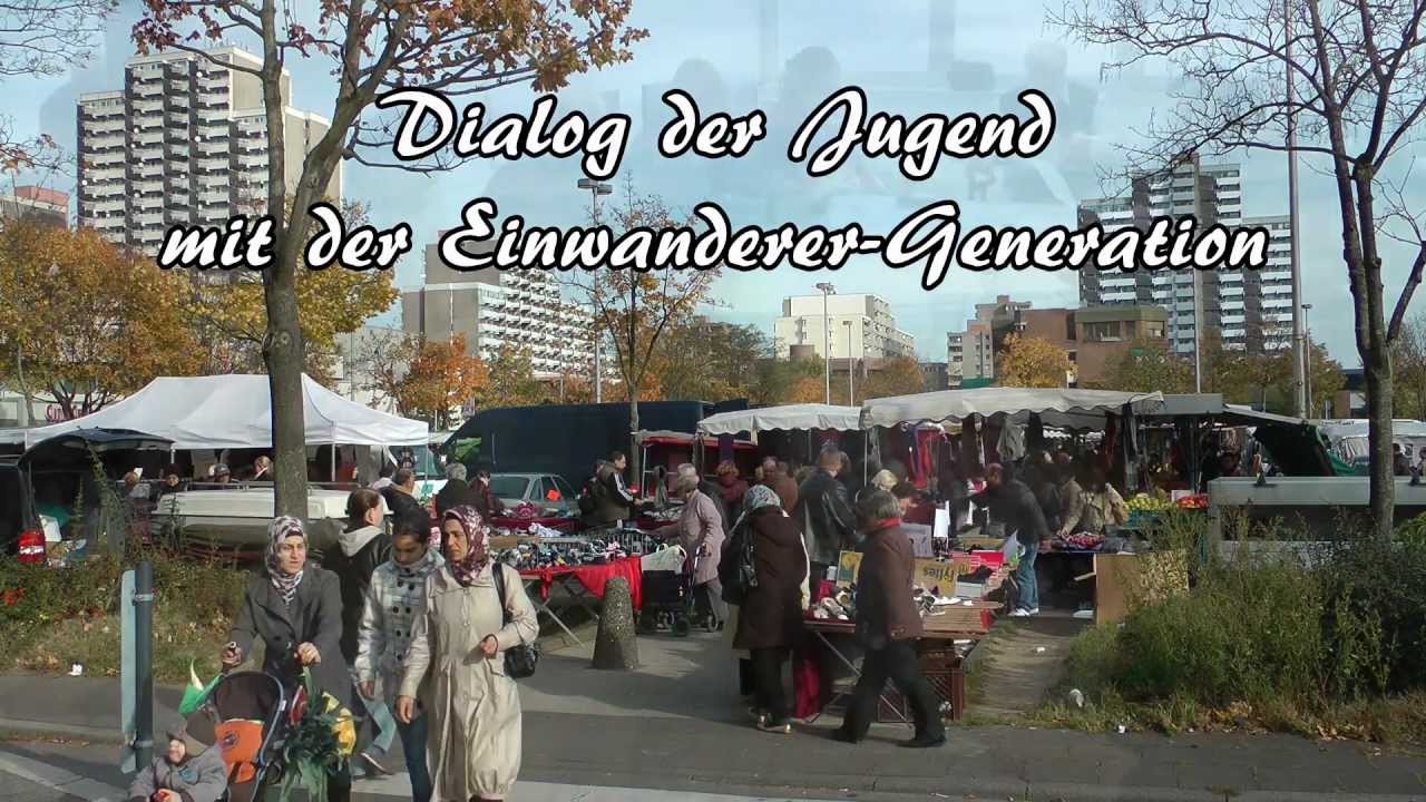 Chorweiler Cosmos 5 - Zuhause in Chorweiler - Dialog mit der Einwanderergeneration (3/6)