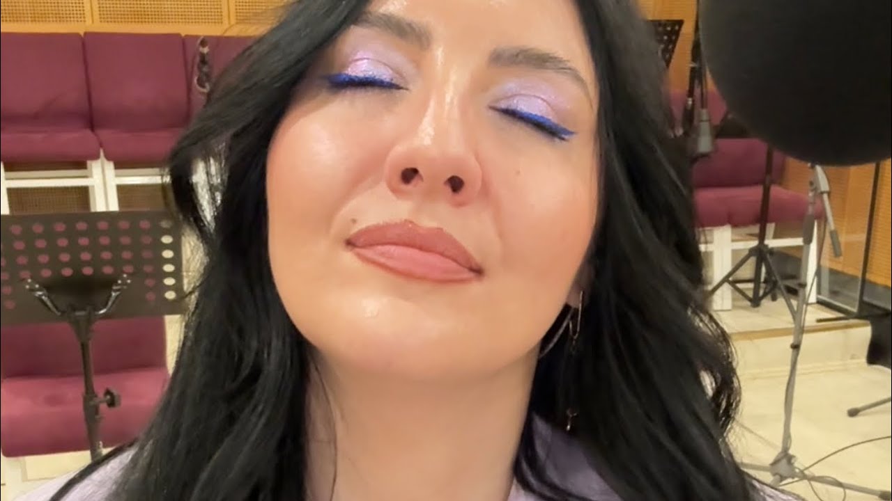 Burcu Göktürk- Kimseye Etmem Şikayet Ağlarım Ben Halime(Gazelli)