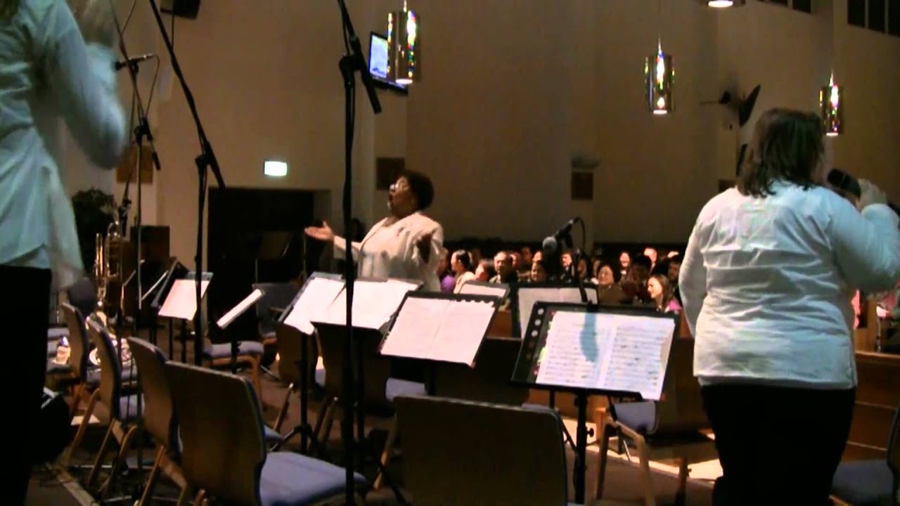 Atterberry Chapel Choir - Jesus Medley