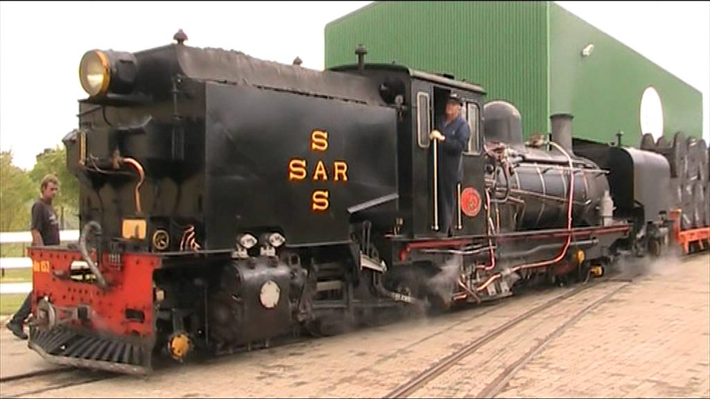 Kalahari Sunrise 1 - Shunting Around