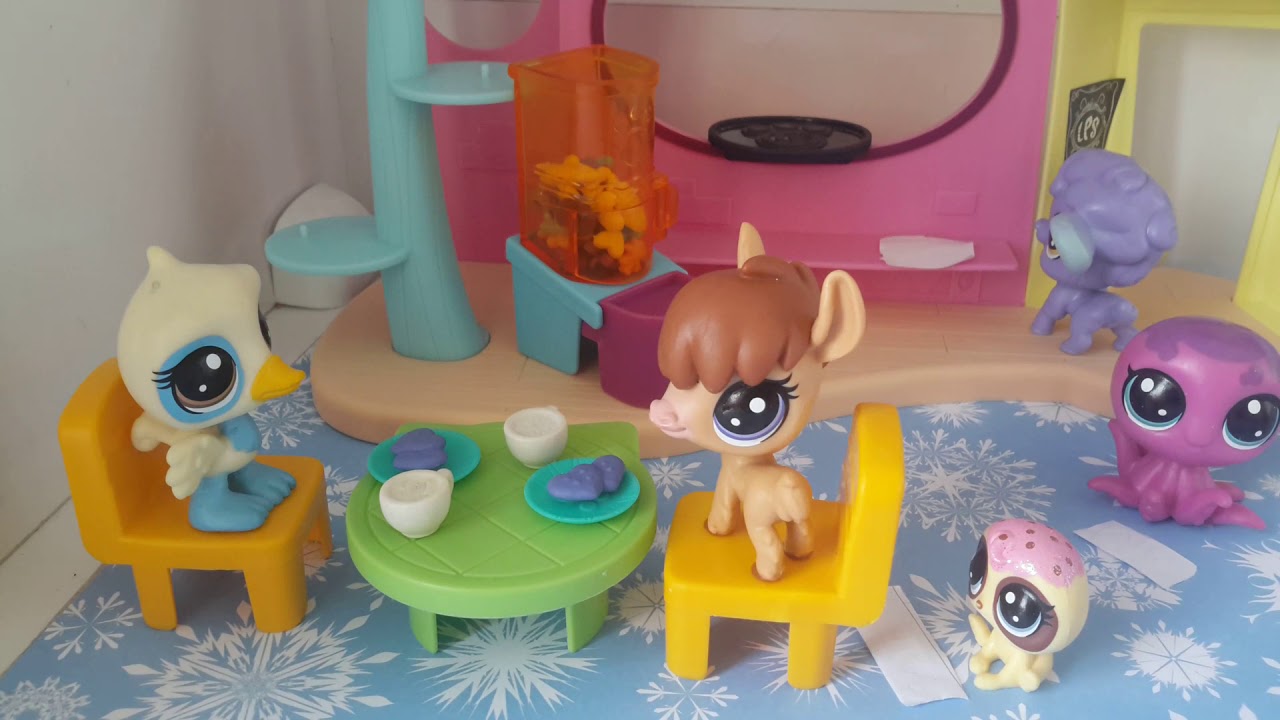 Minişler VIP odası 🍔🍟⭕