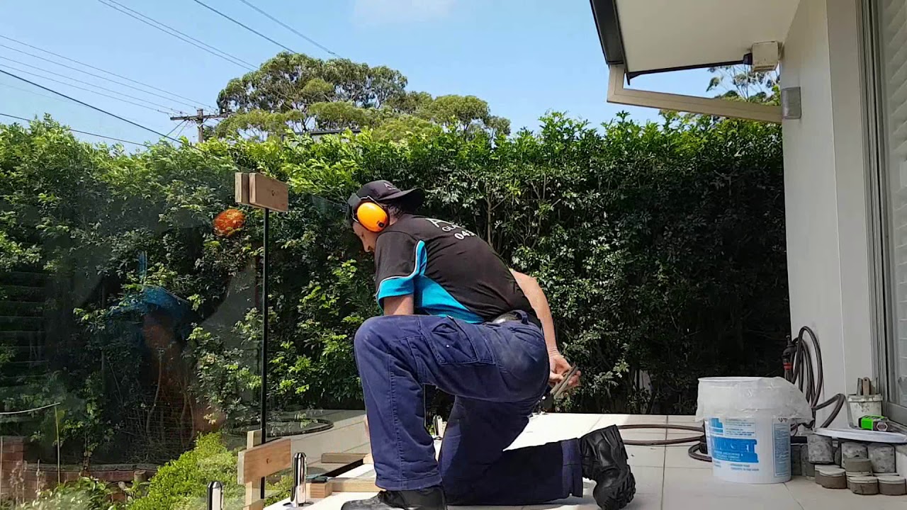 Balcony Glass Installation